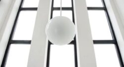 Sfeerbeeld Munchen hanglamp voor hoge plafonds - Verlichting van Toen