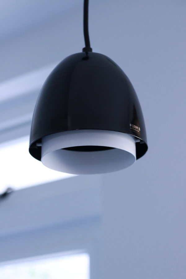 Ebolicht - Cup hanglamp - RAL 9005 - Verlichting van Toen
